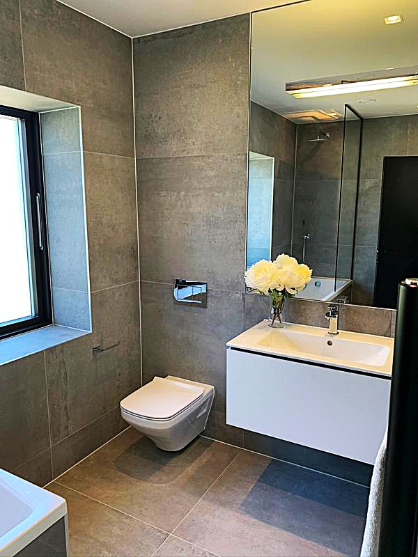 Tiling Services in Manchester & Cheshire